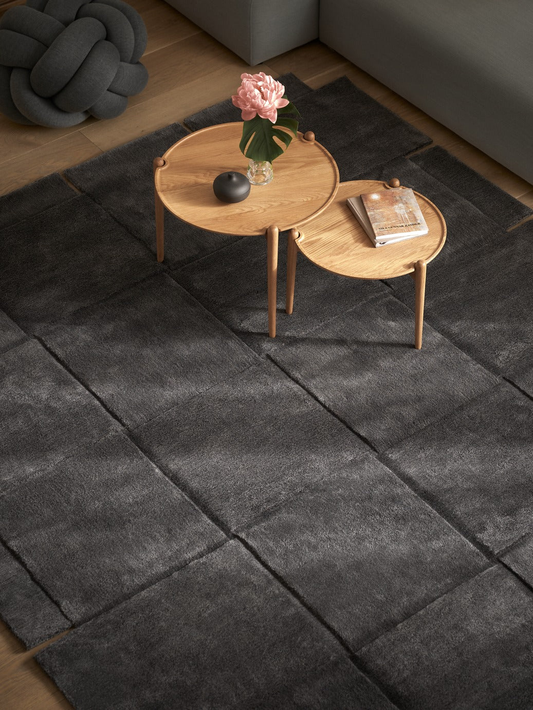 Design House Stockholm Basket matto, Tummanharmaa - eri kokoja